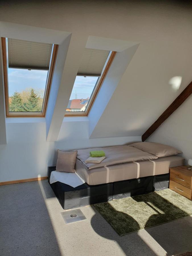 Apartamento Gutshof Seenland Seekirchen am Wallersee Exterior foto